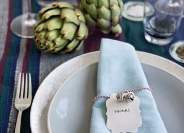 tavola-decorazioni-posate-segnaposto-nome-riservato