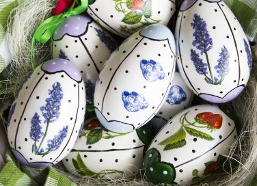 uova pasqua decorazione fai da te