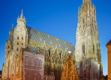 vienna-cattedrale-natale-avvento-neve-inverno