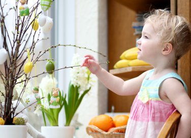 idee per bambini pasqua albero uova