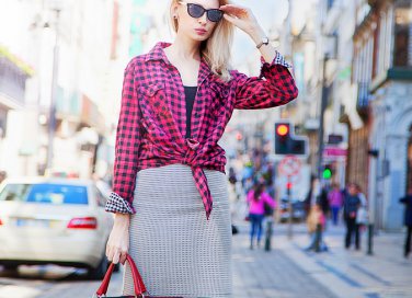 Rosso colore moda accessori borse inverno