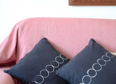 Rinnovare i cuscini in salotto con Coloreria