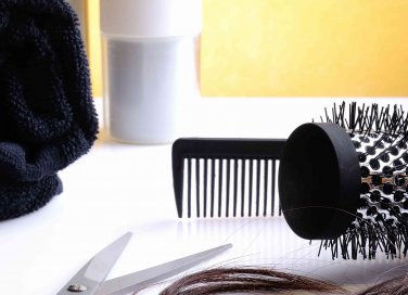 come pulire le spazzole per capelli