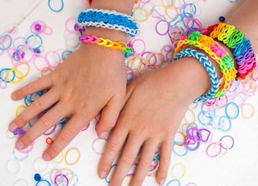 come fare braccialetti con elastici senza telaio
