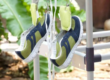 Come lavare le scarpe da ginnastica a mano e in lavatrice