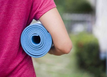 come lavare i tappetini da yoga