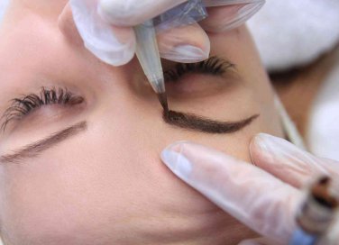 Sopracciglia tatuate costi metodi e consigli