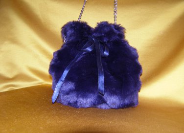 riciclo creativo, pelliccia, pellicciotto, borsa a secchiello, cucito come trasformare, come fare