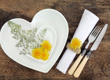 decorare tavola, 8 marzo, cena donne