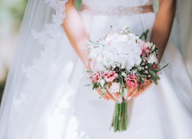 matrimonio, abiti sposa, tendenze primavera estate 2017