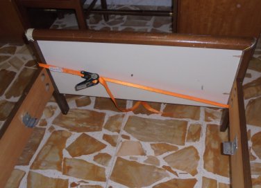 come riparare testiera letto, come riparare letto