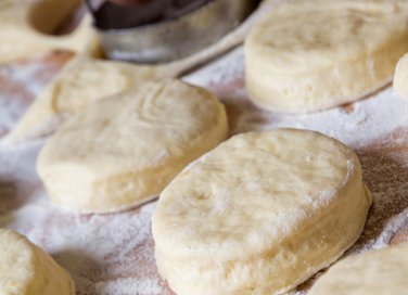 Paste di base: tutto quello che devi sapere su pasta frolla e pasta brisée