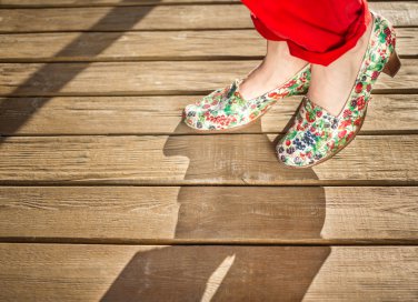 personalizzare scarpe decoupage, decoupage scarpe