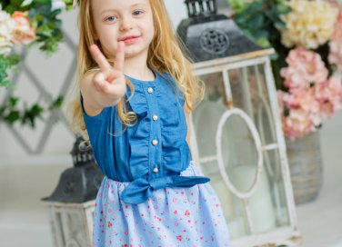 riciclo creativo vestito bambina
