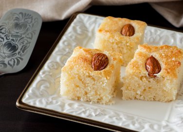 basbousa, harisa, dolci