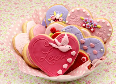 biscotti a forma di cuore, biscotti san valentino pasta di zucchero