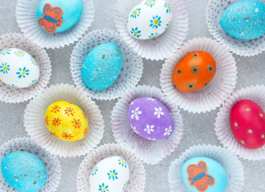 decorare uova polistirolo, decorare uova di Pasqua