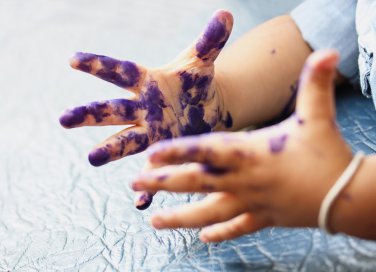 macchie di inchiostro, mani, bambini