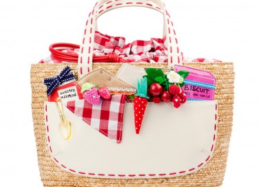 personalizzare borsa di paglia, come decorare borsa di paglia
