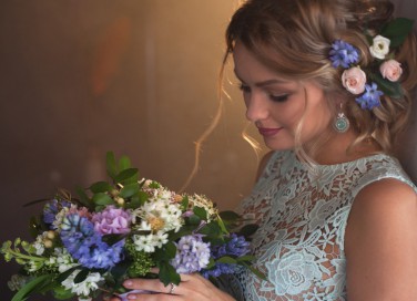 matrimonio stile provenzale, bouquet, sposa
