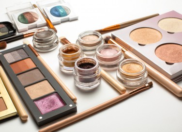 trucco, illuminante, ombretto