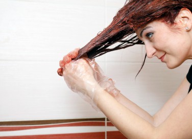 come tingere i capelli a casa, tinta fai da te