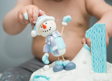 torte con pupazzo di neve, pupazzo di neve pasta di zucchero