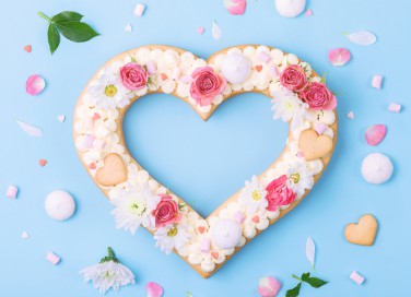 alphabet cake cuore, alphabet cake decorazioni 