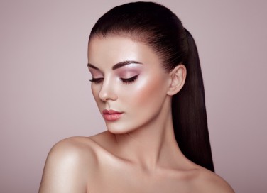 illuminante, trucco, applicazione