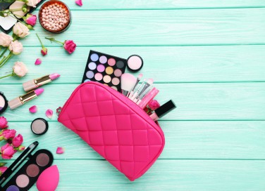 beauty case, viaggio, come risparmiare spazio