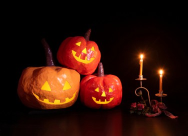 zucca halloween fai da te, zucca carta, zucca decoupage