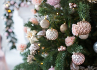  albero di natale 2019 tendenze, albero di natale 2019, albero di natale 2019 colori