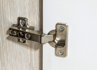 come aggiustare cerniera porta, come aggiustare cerniera, come riparare cerniera porta