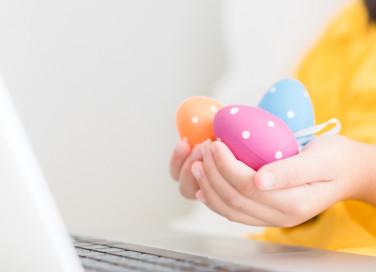 caccia uova pasqua distanza, caccia uova pasqua