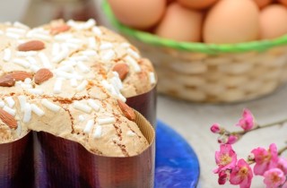 Colomba farcita con crema e frutta