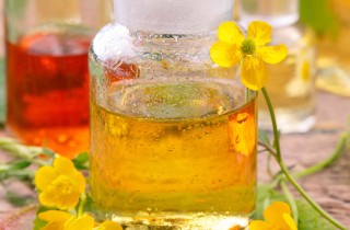 Profumo fai da te con oli essenziali