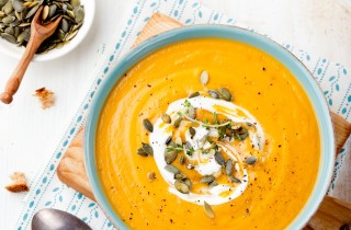 Macedonie, semi e insalatone: la dieta light d’autunno con la frutta e verdura di stagione