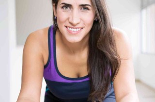 Come stare sedute sulla cyclette: consigli per una postura e un allenamento corretto