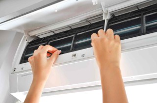 Come pulire e igienizzare i condizionatori di casa 