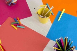 Come riciclare la carta in modo creativo: riusa tutti i tipi di carta!