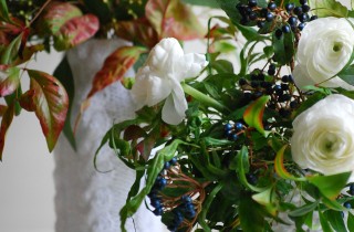 Simona Rescalli: decoro con i fiori la tavola delle feste