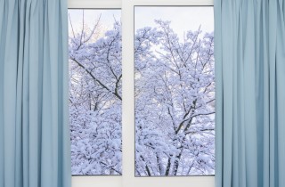 Vetri appannati: come eliminare la condensa senza lasciare aloni