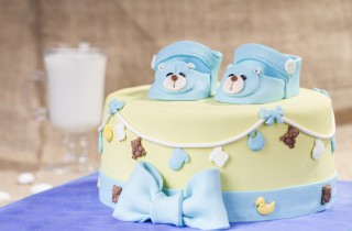 Cake design per la nascita: 5 torte in pasta di zucchero per festeggiare l'arrivo del neonato