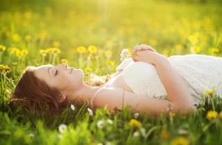 Giornata della poesia, i versi ispirati alla primavera più belli ed emozionanti