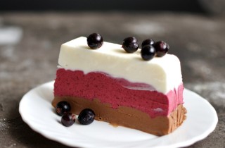 Torta gelato fatta in casa, come realizzarla in pochi semplici passaggi