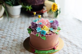 Cake design per l'estate, 7 decorazioni in pasta di zucchero ispirate alla bella stagione