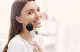 Trucco acqua e sapone, come fare se hai fretta e non ami truccarti