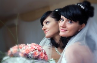 Matrimonio single: a che serve giurare fedeltà a se stessi per tutta la vita?