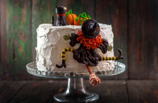 Torta di Halloween, 7 composizioni in pasta di zucchero per un cake design da paura
