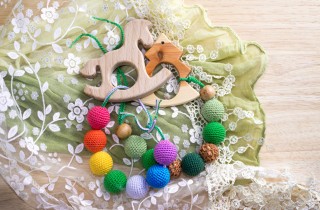 Decorazioni natalizie all’uncinetto, 9 idee per rallegrare la casa